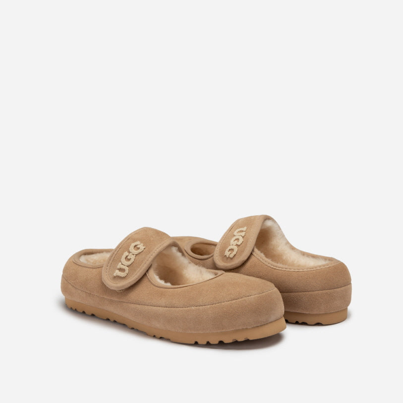 MARY JANE EMB LOGO OZWEAR UGG OB970