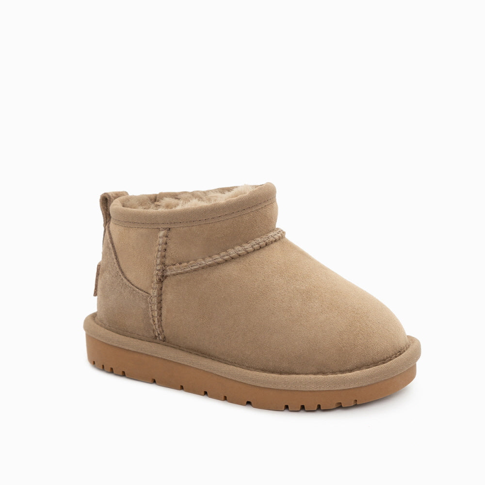 CLASSIC ULTRA MINI BOOT OZWEAR UGG
