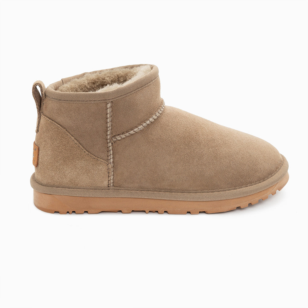 CLASSIC ULTRA MINI BOOTS OZWEAR UGG