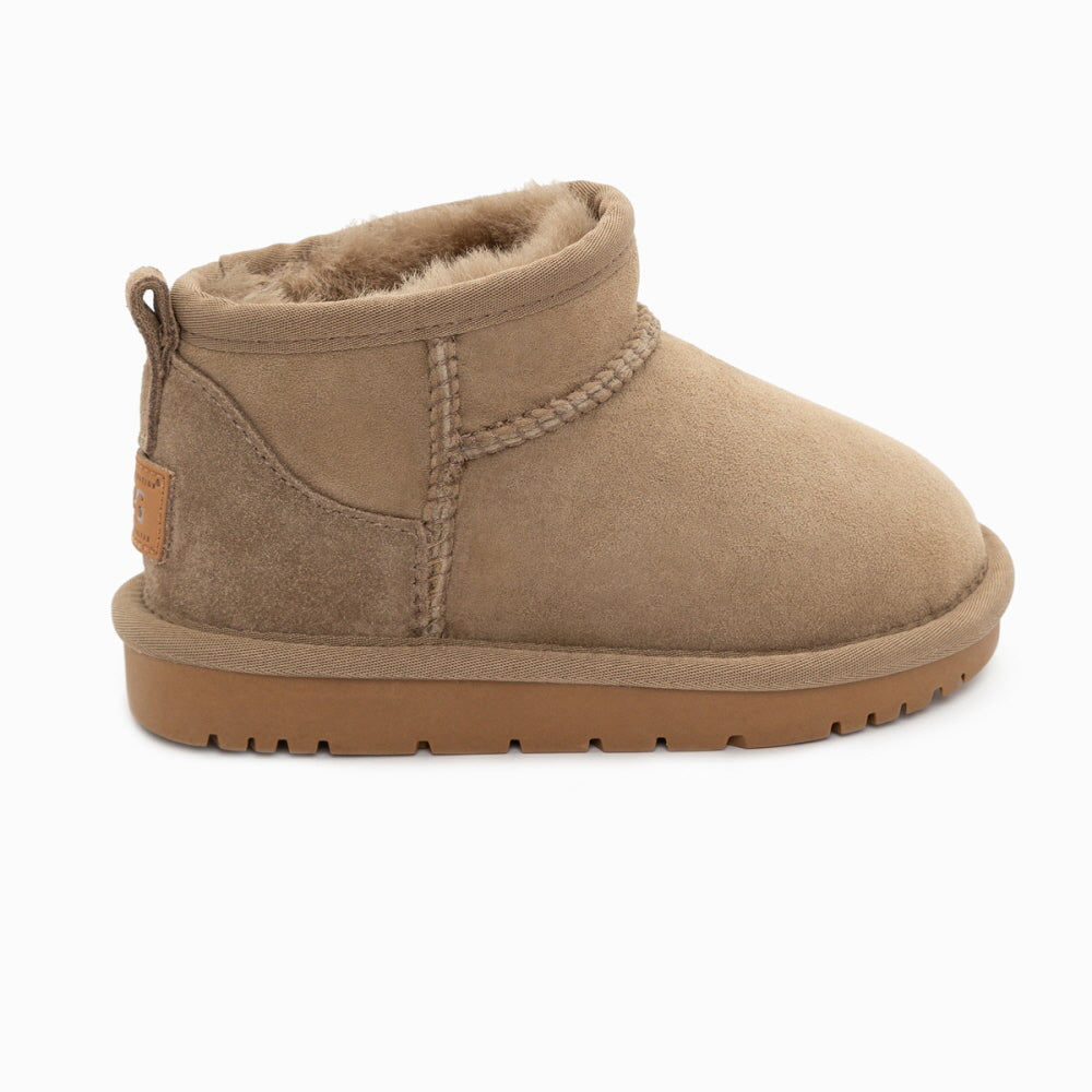 CLASSIC ULTRA MINI BOOT OZWEAR UGG