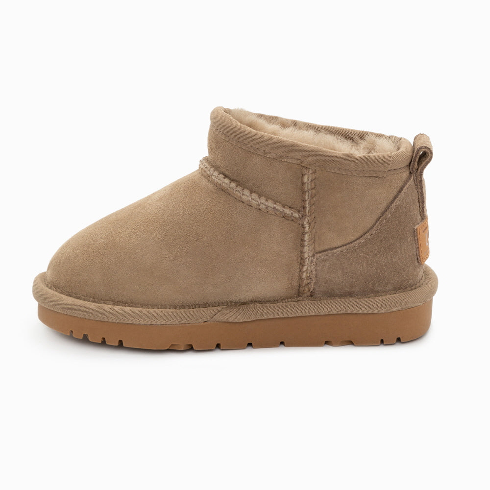 CLASSIC ULTRA MINI BOOT OZWEAR UGG