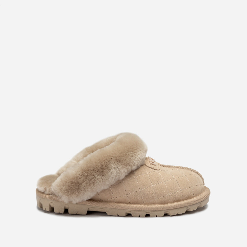 COQUETTE MATELASSE EMB LOGO SLIPPER (ELASTIC LOGO & WOOL STRAP) OZWEAR UGG OB114MDE