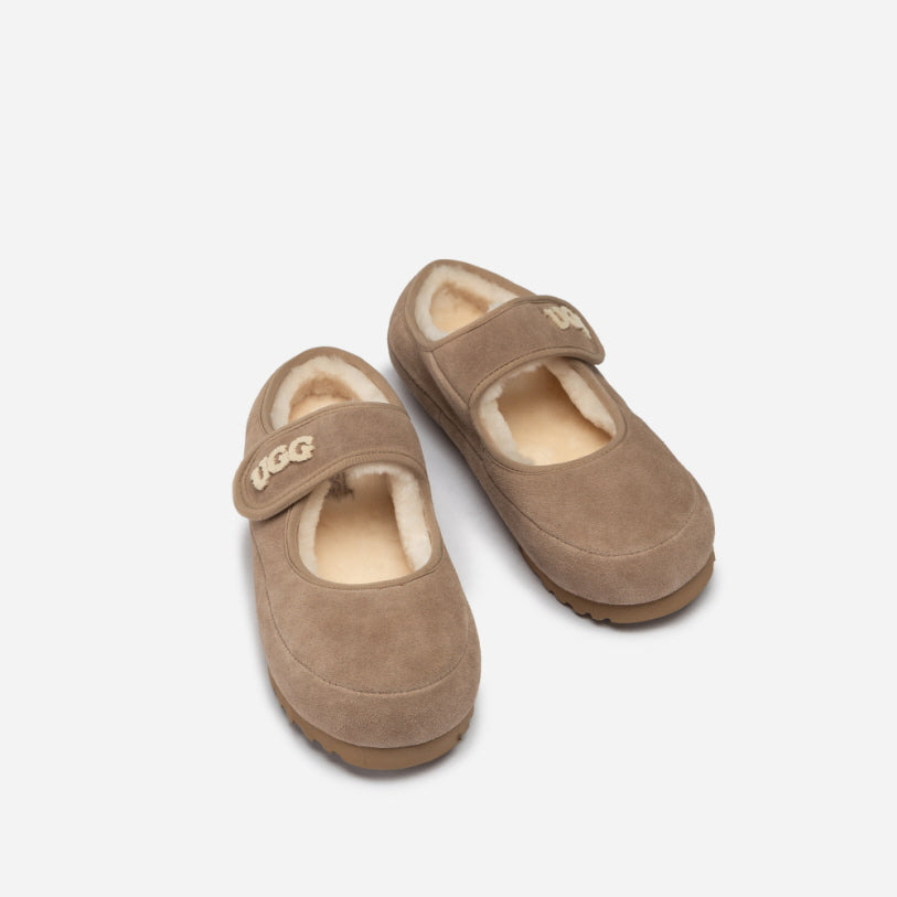 MARY JANE EMB LOGO OZWEAR UGG OB970