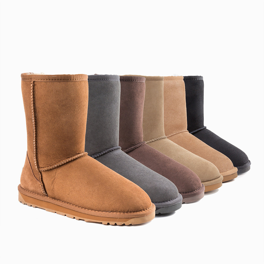 CLASSIC SHORT BOOTS OZWEAR UGG