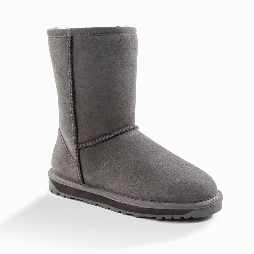 CLASSIC SHORT BOOTS OZWEAR UGG