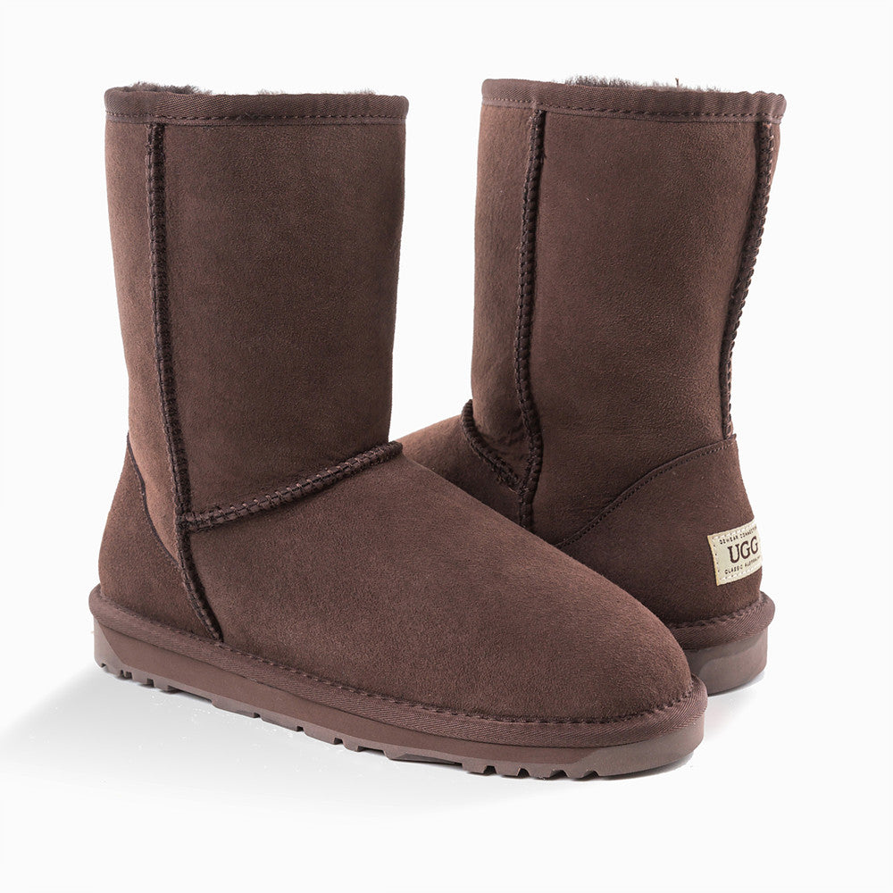 CLASSIC SHORT BOOTS OZWEAR UGG