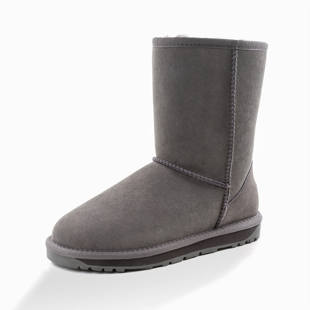 CLASSIC SHORT BOOTS OZWEAR UGG