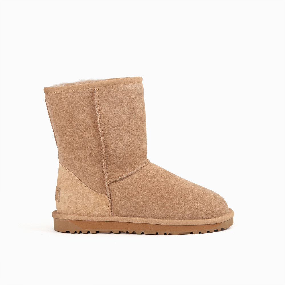 CLASSIC SHORT BOOTS OZWEAR UGG