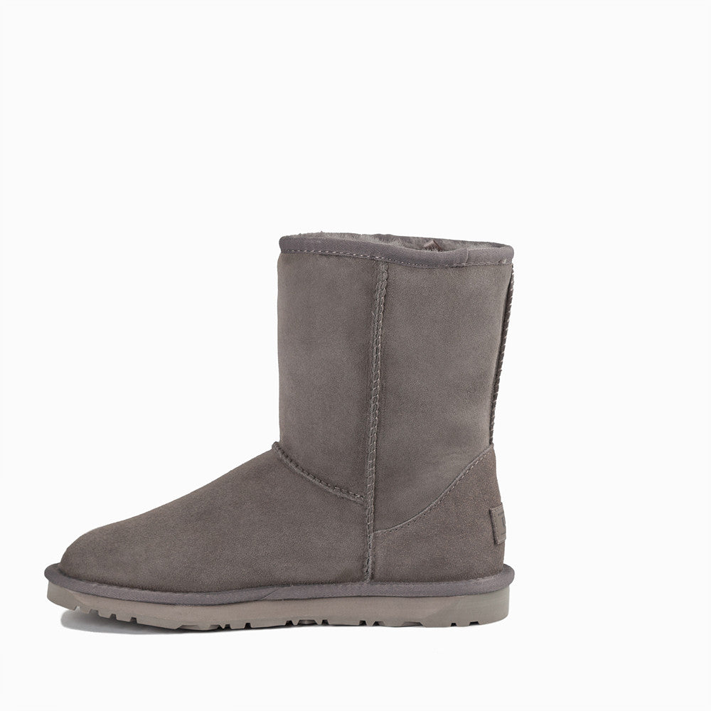 CLASSIC SHORT BOOTS OZWEAR UGG